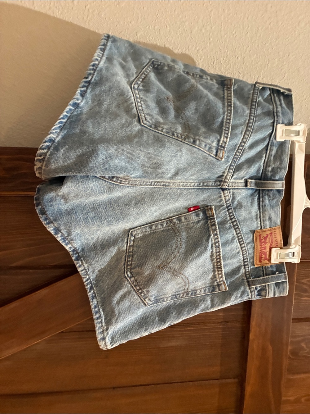 Levi high waisted mom jeans - Picture 4 of 4
